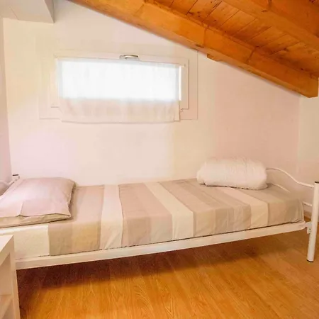 The Clock House -centro Storico- Apartment