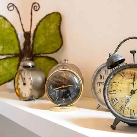 The Clock House -centro Storico- *