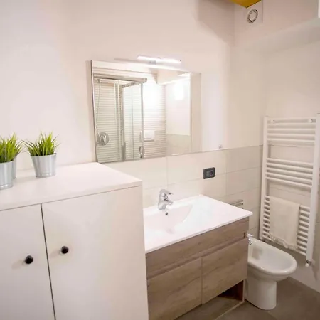 The Clock House -centro Storico- Apartment Clusone
